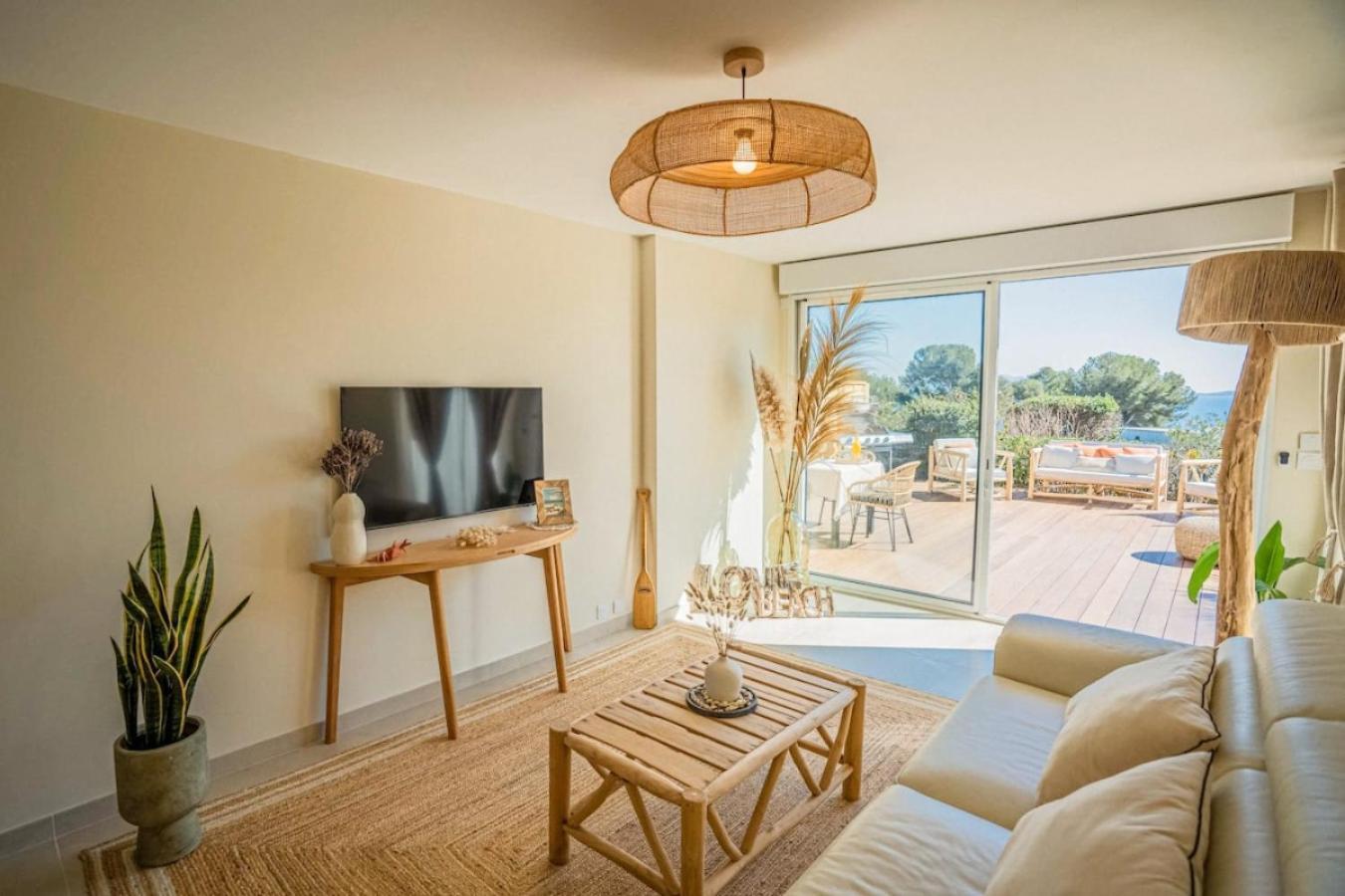 Logement Vue Mer Splendide - Situe A 50 Metres Du Bord De Mer Et 2 Minutes Des Plages - Bandolina Екстериор снимка