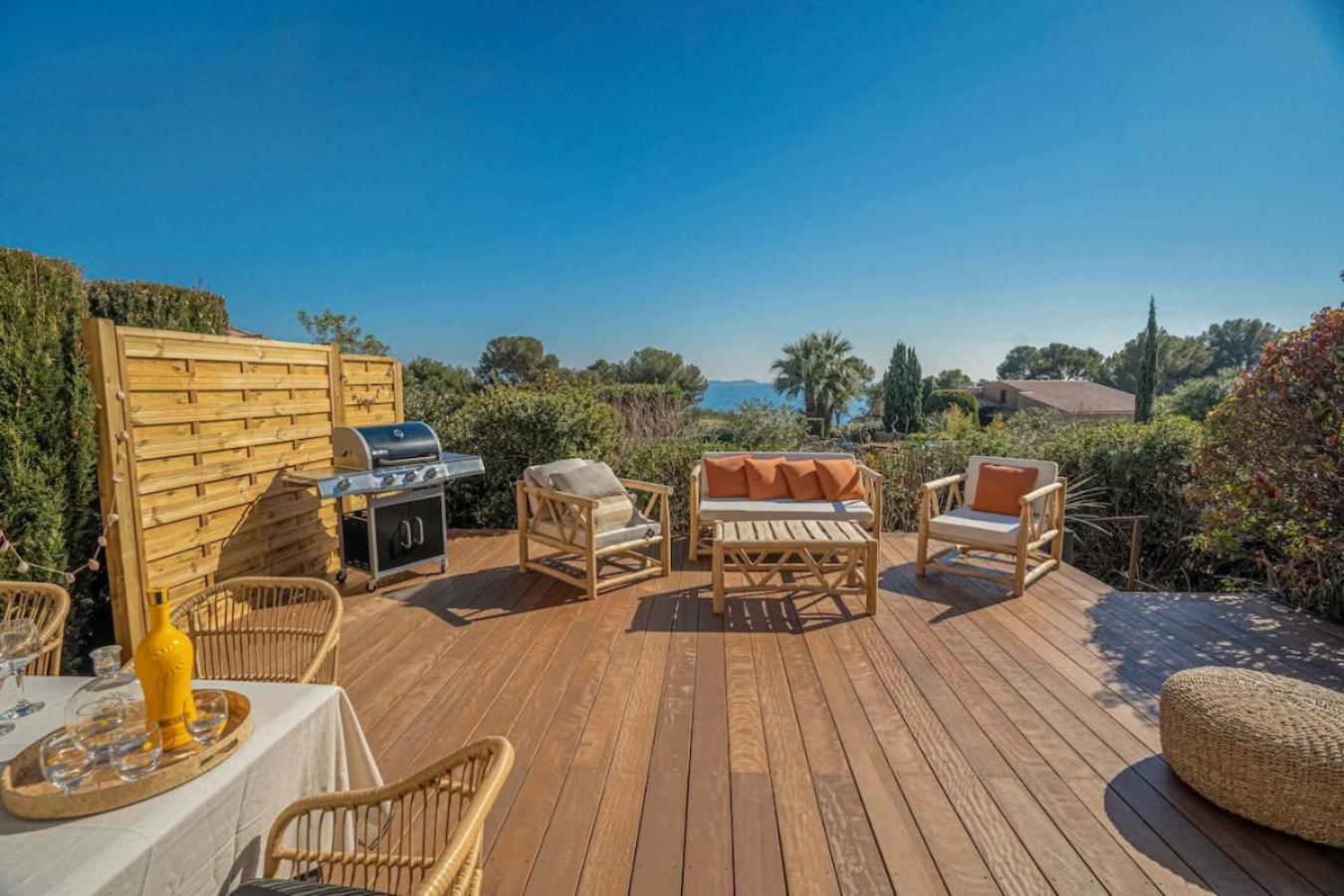 Logement Vue Mer Splendide - Situe A 50 Metres Du Bord De Mer Et 2 Minutes Des Plages - Bandolina Екстериор снимка