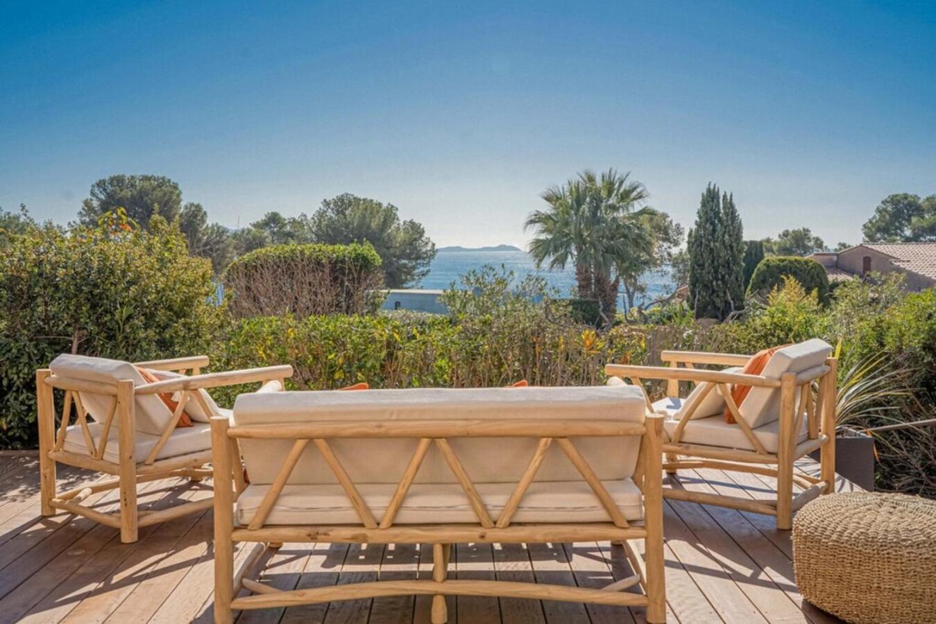 Logement Vue Mer Splendide - Situe A 50 Metres Du Bord De Mer Et 2 Minutes Des Plages - Bandolina Екстериор снимка